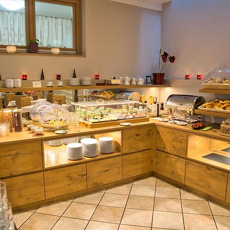 Arndt Hotel Garni Руст Екстериор снимка