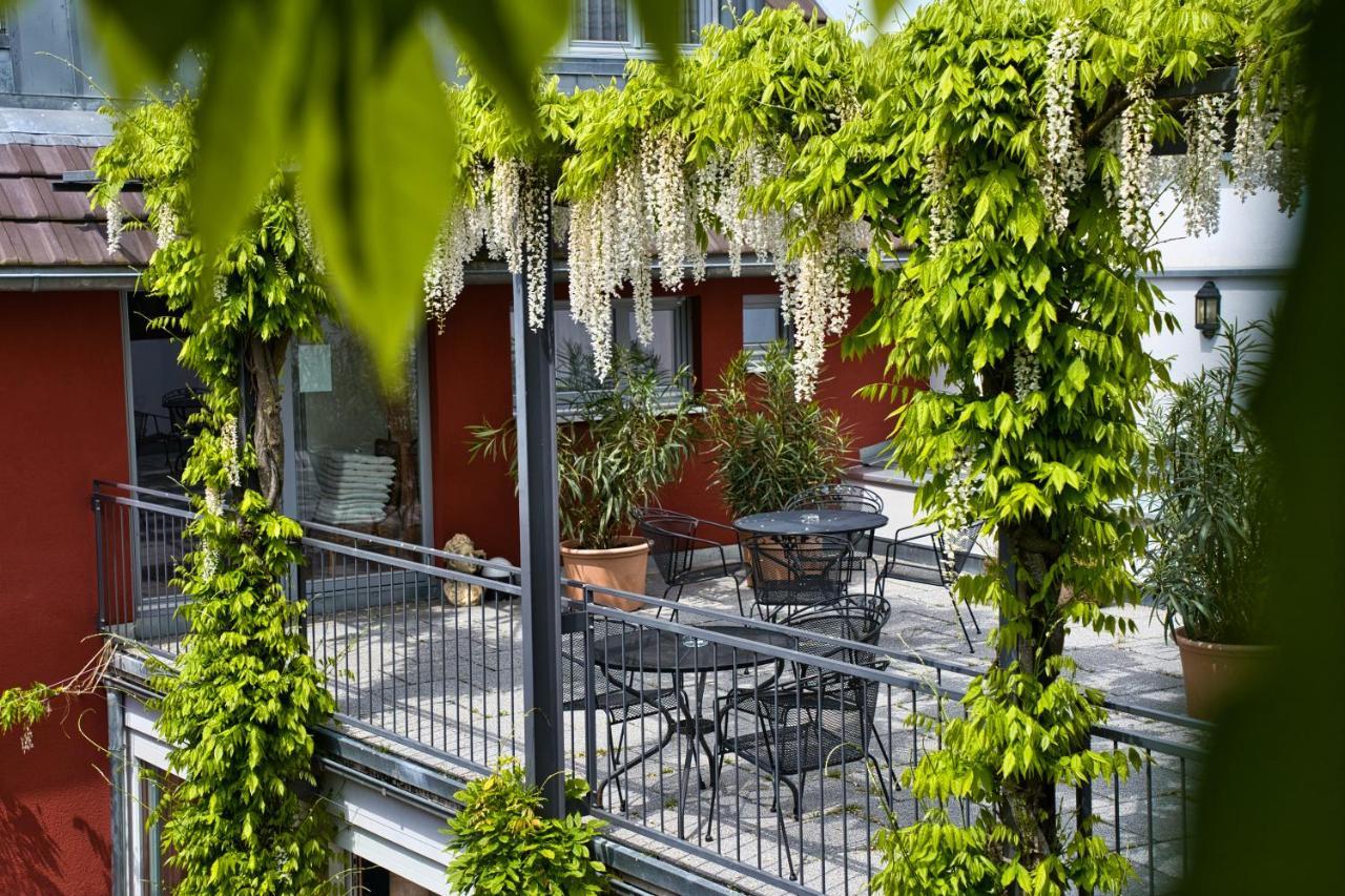 Arndt Hotel Garni Руст Екстериор снимка